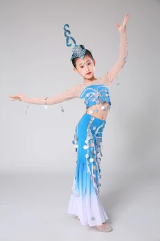 Deti Tanec Páva Vyhovovali Festival Oblečenie Dai Tanečných Kostýmov, Tradičné Ľudové Čínsky Páva Národnej Hmong Výkon Handričkou