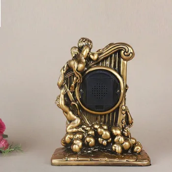 Svadobný dar Európskej retro bohyne hodiny hodinky dekorácie, obývacia izba, spálňa Starožitný písací stôl Domov Čínsky valentínsky darček