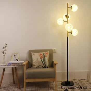 Nordic moderné jednoduché sklo poschodí lampa obývacia izba štúdia spálňa nočná lampa individuálnu tvorivosť loptu vertikálne stolná lampa