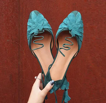 KNCOKAR Letné nový štýl ploché dno módne a pohodlné tie nohy krúžok list na tie lady vietor sandál