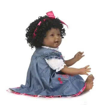 55 cm čierna koža reborn bábiky dievčatá, hračky pre deti, 22 inch Toothy / bábiku baby reborn mäkké silikónové vinyl hračky, darčeky