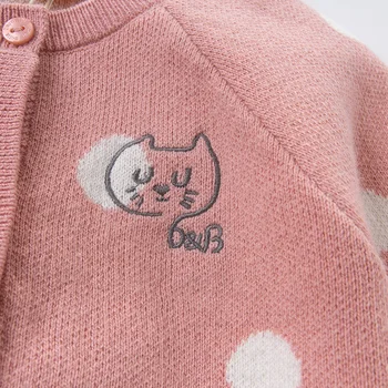 DBZ14563 dave bella jeseň dieťa dieťa dievčatá módne bodky cartoon cardigan deti batoľa kabát deti roztomilý pletený sveter