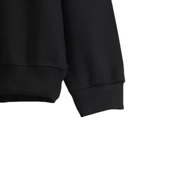2021 nové pánske svetre vyhovovali bežné módny trend farbou vysokej kvality, voľné veľké veľkosť okolo krku čierne nohavice top