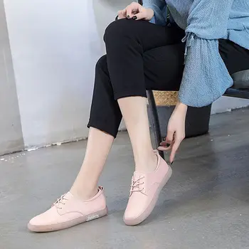 Jar 2021 nový štýl kožené krava šľachy mäkké jediným malé topánky topánky dámske topánky plytké retro žena oddelenie ploché topánky