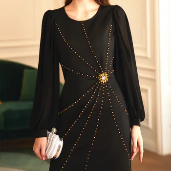2021 Moslimských Nové dámske Šaty Black Úsek, Slim Body Veľké Svietidla Gázy Rukáv Diamond Party Šaty Šaty Abaya Moslimských Móda